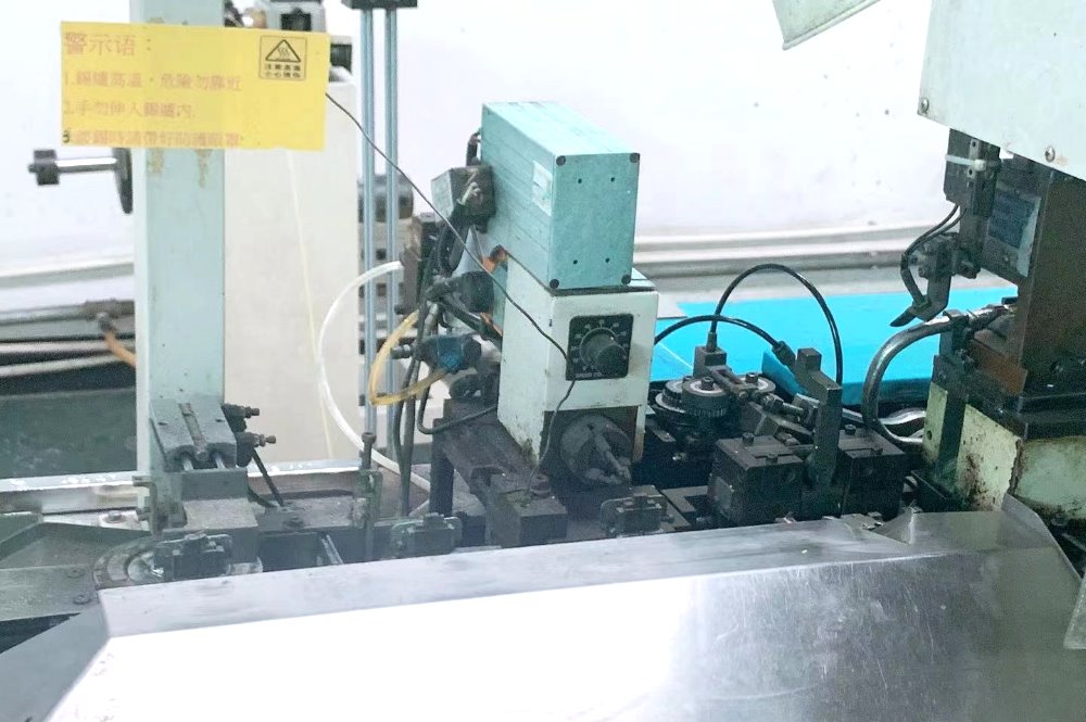 全自動單頭端子機
